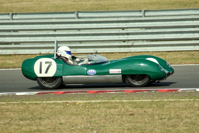 Vintage racing Lotus 17